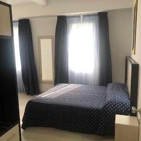 Alloggi Pontecorvo Liviana Vendégház 4*