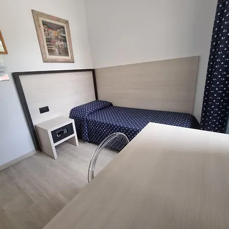 Alloggi Pontecorvo Liviana 4* Padova